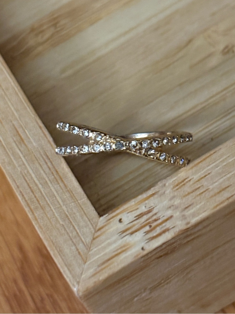 Vintage Rhinestone Crossover Ring